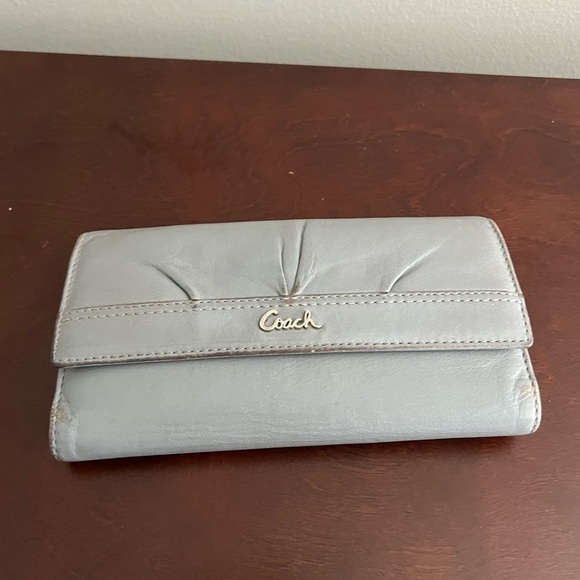 Coach Grey Leather Wallet- Heavily Used - Picture 1 of 12